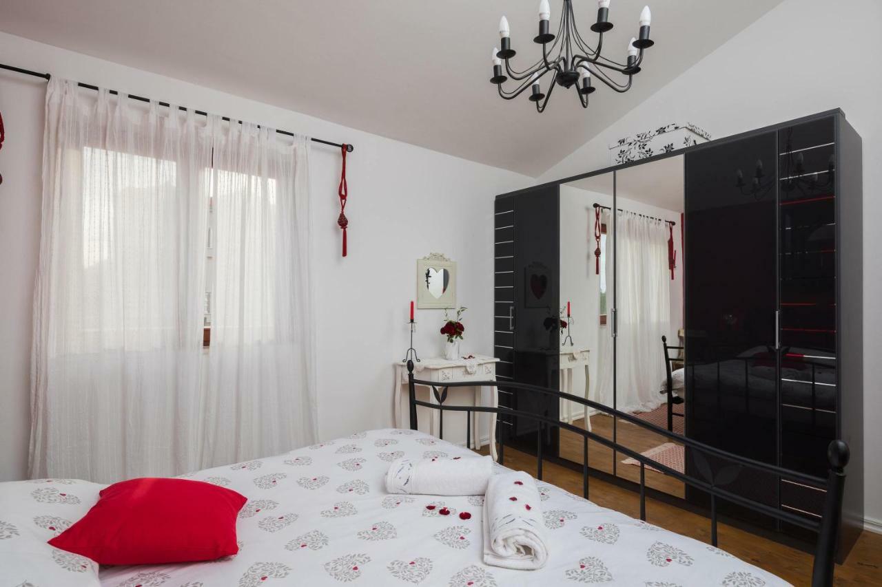 Villa Sunshine Rogoznica  Eksteriør bilde